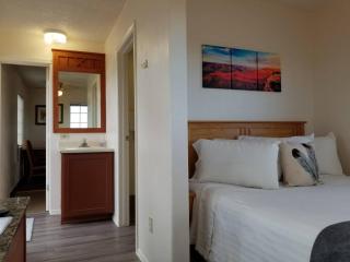 072B Affordable Retreat nr South Rim Sleeps 4- no kitchenette - Valle - 4