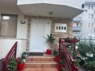 4F Attic Prishtina Central Apartment - Pristina - 2