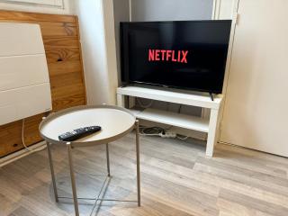 010 CHIC & COSY F1 29m2 HYPERCENTRE WIFI SMART TV NETFLIX - Saint-Étienne - 5
