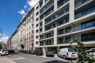 Central - Balcony - Brand NEW - Sunny - Budapest - 5