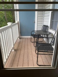 Cozy 2 Bedroom, 2 Full Bath Condo Close to MGM, Top Golf, Natl Harbor & So Much More - Fort Washington - 9