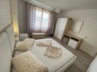 Best Summer Apartment - Golem - 2