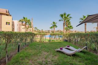 Relax Front of Pool - Golf- Fiber Optic - 6