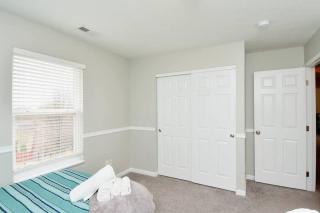 Modern Retreat near downtown Dayton - 4