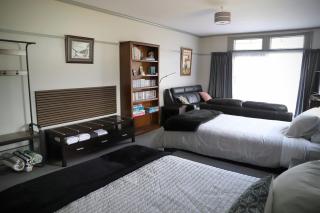 Catnap Cottage, Newly Renovated - Manapouri - 4