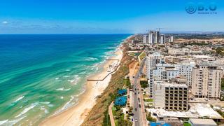 סוזן און דה ביץ' - Netanya - 3
