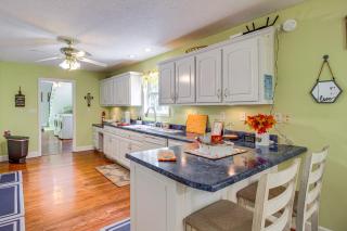 Charming Trenton Home with Mtn Views and Patio! - Trenton - 2