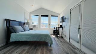 Lake Sammamish Waterfront Cabin - Sammamish - 3