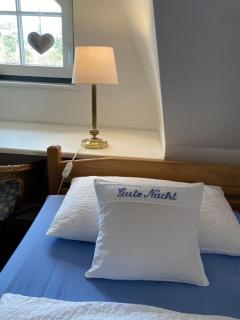 Ferienwohnung Nr 02 OG Spitzboden - Born - 3