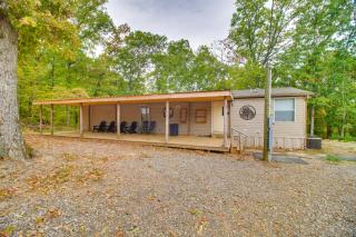 300-Acre Ozark Ranch w/ 2 Cabins & Trails - 3