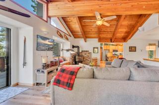 The Big Bear Chalet Private Hot Tub - 1