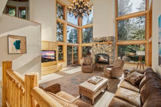Do not miss your chance to vacation at this five bedroom 5 bath mountain home - Incline Village - 7