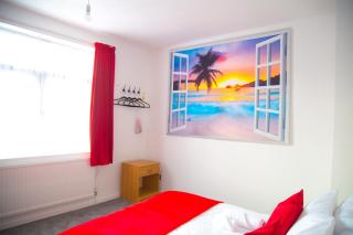 Lucky Home 24 - Ideal for Trade & Family - 2 Bedrooms - 3 Beds - Max 4 Guests - Close to BAE, Docks, Lake District, Beaches - 1