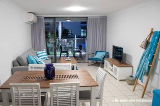 Sand Dunes Resort Stunning Beachfront Apartment - Mudjimba - 3