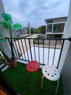 Cat 's Lover Town house Suvarnabhumi Airport - 3