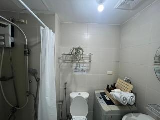 Cozy 1 Bedroom Makati Condo with Balcony Wifi - Manille - 7