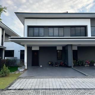 Modern Living - Shah Alam - 1