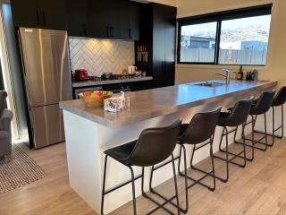 Pedal and Play - Cromwell Holiday Home - 7