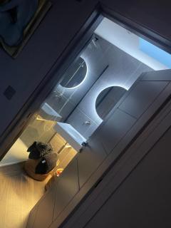 Stylish Oasis - Bath - 7