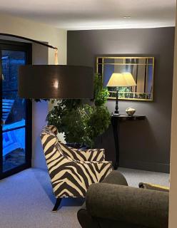 Stylish Oasis - Bath - 4