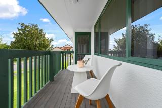 Fernwood Escape - Tauranga Holiday Home - Tauranga - 3
