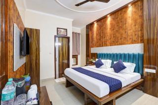 Hotel Tashkent Palace - Walk in from New Delhi Station & Metro Station - 0