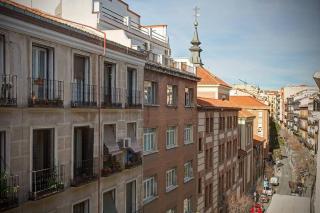 2 steps to gran viapuerta del sol plaza mayorv10 - 7