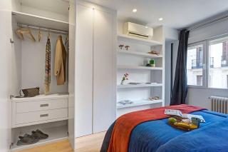 2 steps to gran viapuerta del sol plaza mayorv10 - 1