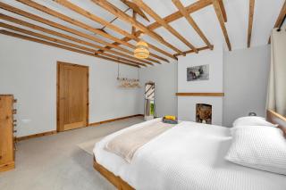 Stunning 2 Lodge Cottage retreat - 2