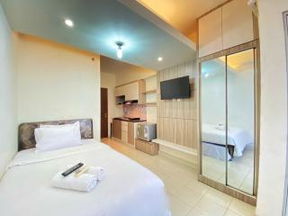 Comfy Studio Apartment at Harvard Jatinangor By Travelio - 9