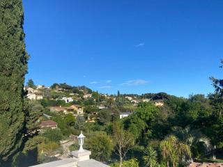Haut de villa avec jardin et vue dégagée - Vence - 6