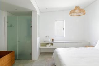 Robin House - Paternoster - 1