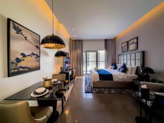 Naseem - Cozy Studio with City & Pool Views in Business Bay - Dubai - 1