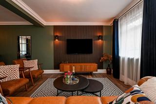 Urban Oasis, Stylish Townhouse in Central Cardiff - 7