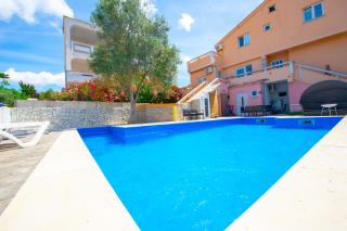 Apartments Claudia - Novalja - 5
