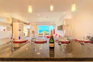 Oceania Residences - Palm-Eagle Beach - 8