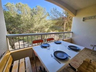 Bel appartement, 4 couchages, lumineux, 500 m de la plage et des commerces... - Saint-Mandrier-sur-Mer - 0