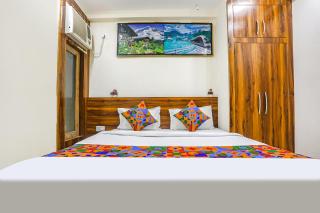 FabHotel Imperail House - 7