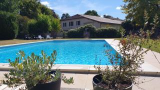 Domaine Bardon - Deux Gîtes avec piscine pouvant accueillir jusqu'à 15 personnes à la campagne, Charente-Maritime - 0