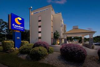 Comfort Inn & Suites Durham near Duke University - Durham - 8