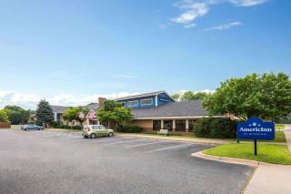 AmericInn by Wyndham North Branch - North Branch - 7