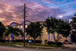 MainStay Suites Addison-Dallas - 6