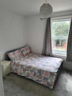 A private & beautiful bedroom with shared bathroom in the heart of Bournemouth - Bournemouth - 2