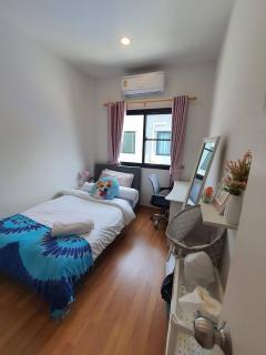 Cat 's Lover Town house Suvarnabhumi Airport - 2