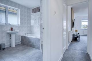 Cefn Road - 3 Bedroom Bungalow - Glais - Swansea - 6