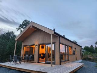 Nyoppført hytte med mulighet til å leie badestamp - 8