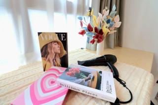 R&F Phase2 简约设计单间三人skylineview - 3