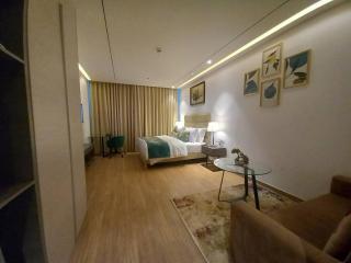 Luxurious Stay at Aipl Joy street by NobleNest - Gurgaon - 0