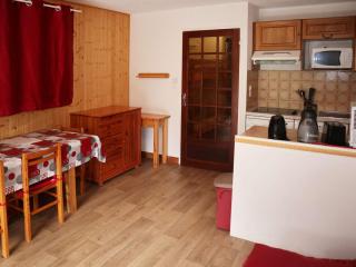 Studio cosy 4 pers, balcon sud, accès rapide aux pistes, équipements complets (LV, LL), box à skis - FR-1-322-389 - Les Orres - 8