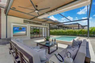 Luxury Cap Cana Villa with 3 Bedrooms, Plunge Pool, Maid, and Golf Course Access - Punta Cana - 5